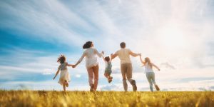 Wie genetische Variationen die Fruchtbarkeit, Familie und Langlebigkeit beeinflussen